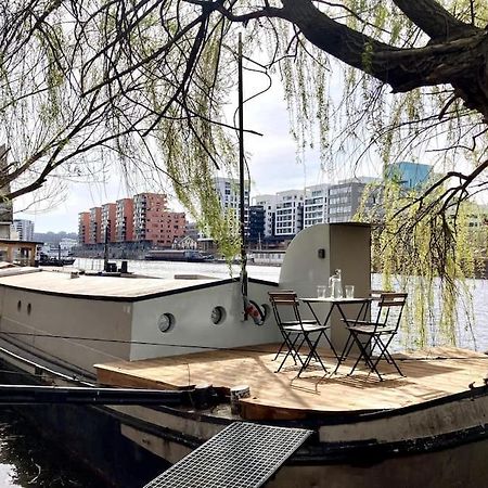 Prague On Boat, Privat Pier, Free Parking Praga Exterior foto